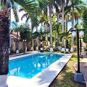 Vila Tulipanes, Cancún